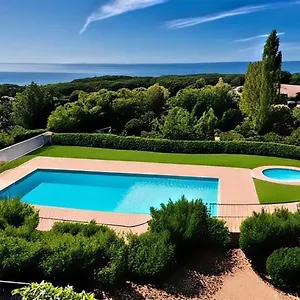 les-cigales-bandolaise-terrasse-vue-mer-piscine-parking.fr-provencehotel.com/
